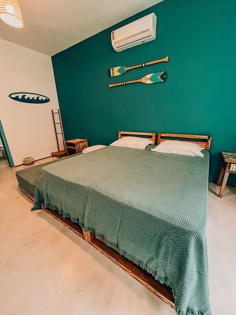 5824 - Trilha exclusiva para praia e serviço de hotel