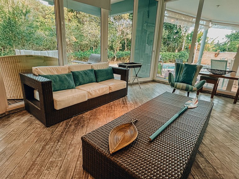 Casa 5524 - Pé na areia, 6 suítes + Serviços
