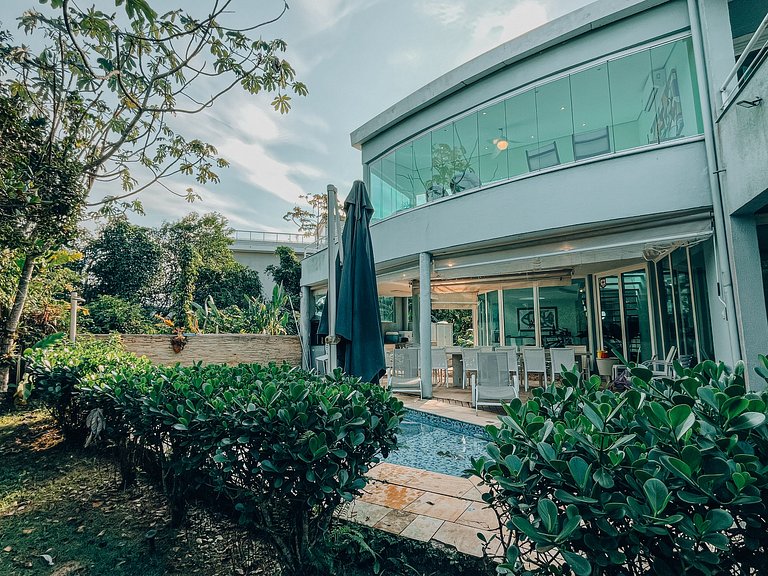 Casa 5524 - Pé na areia, 6 suítes e com serviço de hotel