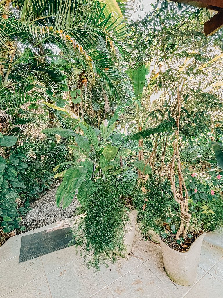 Casa 5024 - Térrea: Lazer Integrado à Natureza
