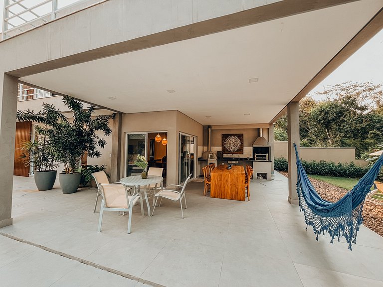 Casa 5224 - Nova, 5 suítes, piscina e área gourmet