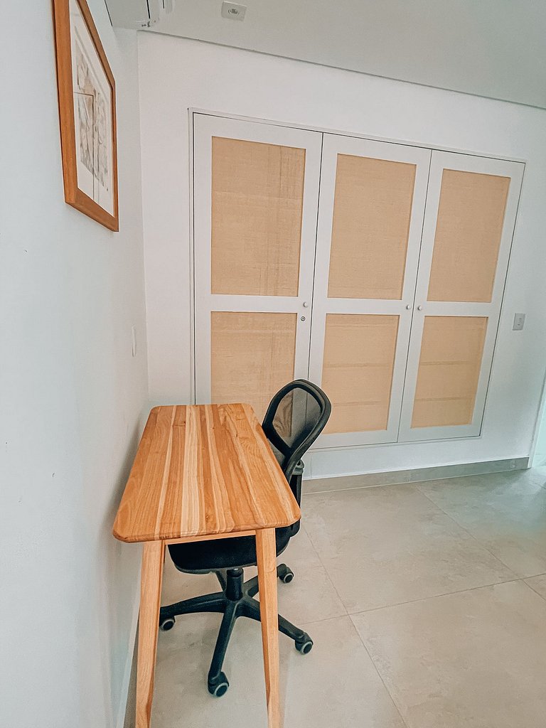 Casa 4724 - 3 suítes com ar condicionado e piscina