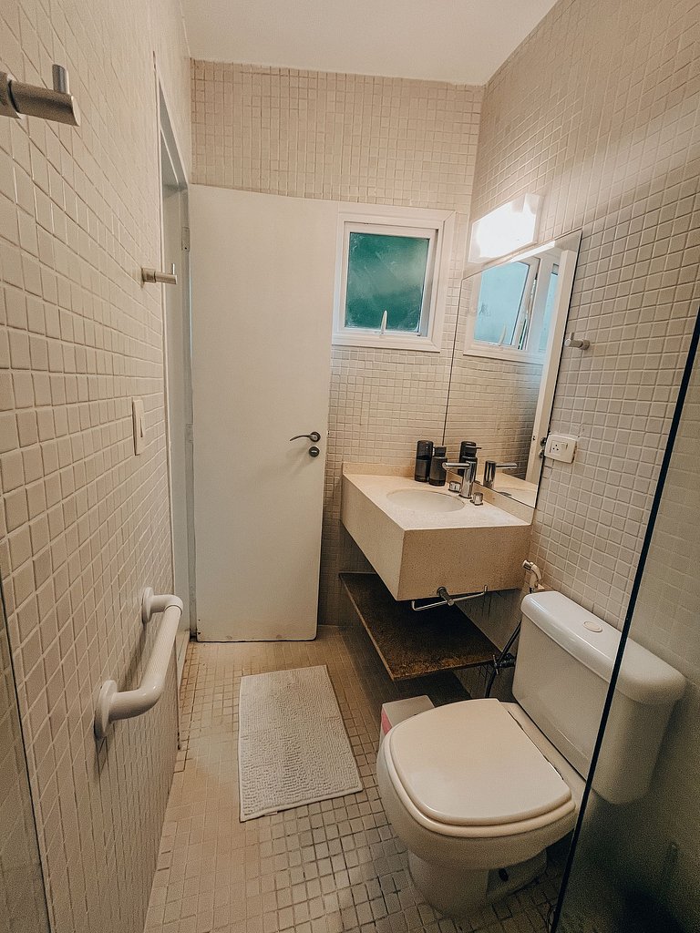 Casa 5524 - Pé na areia, 6 suítes + Serviços