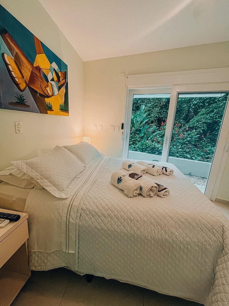 Casa 5524 - Pé na areia, 6 suítes + Serviços