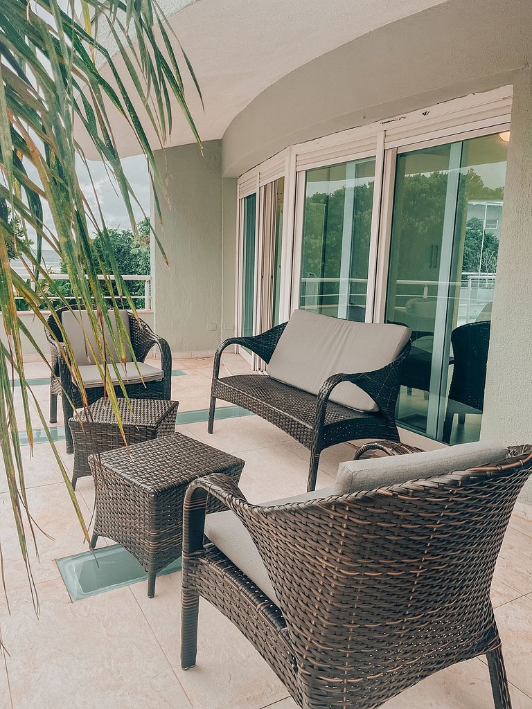 Casa 5524 - Pé na areia, 6 suítes + Serviços