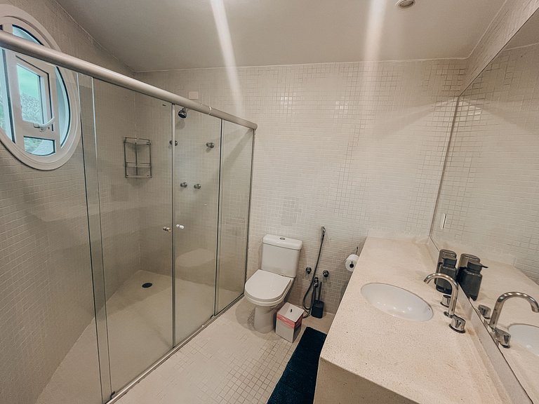 Casa 5524 - Pé na areia, 6 suítes + Serviços