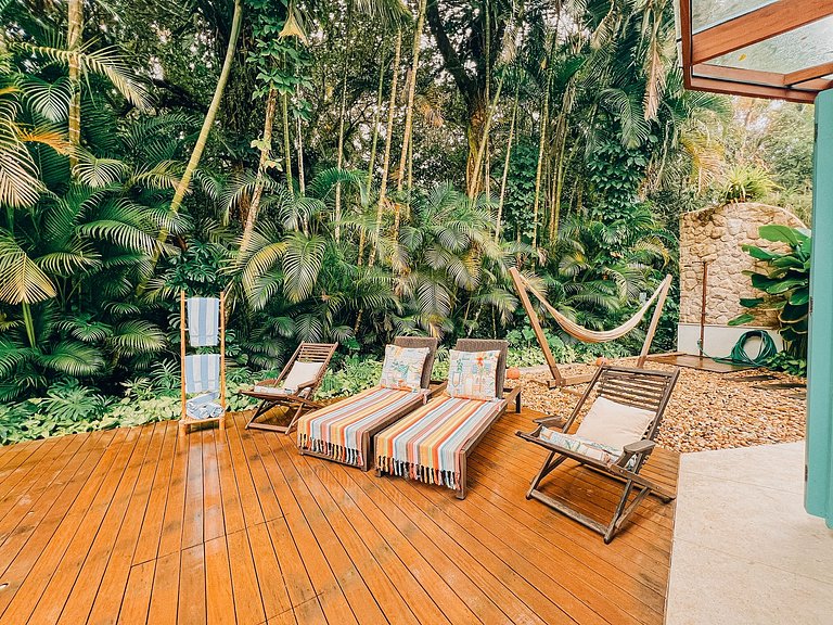 5824 - Trilha exclusiva para praia e serviço de hotel