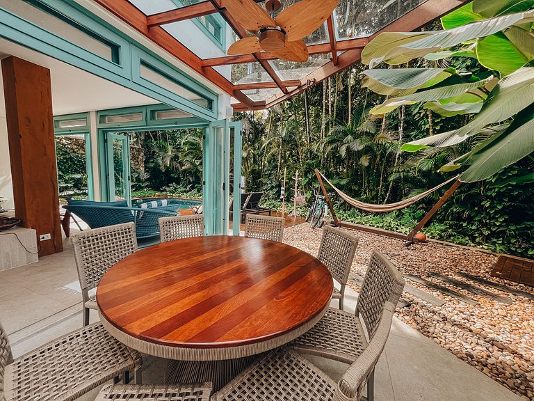 5824 - Trilha exclusiva para praia + Serviços