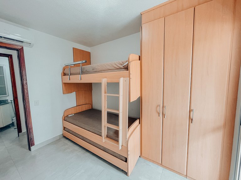 Apto 5925 - Todo climatizado e com serviço de praia