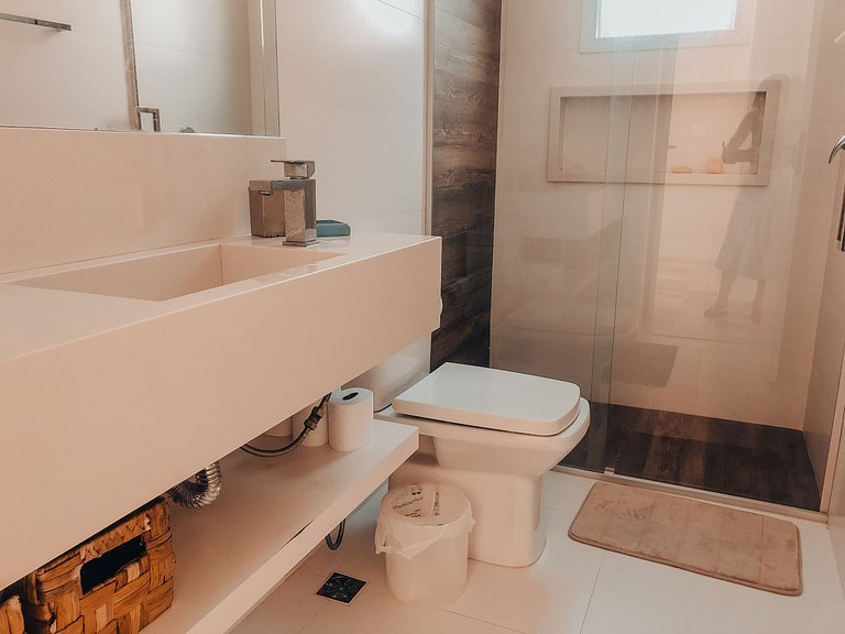 Casa 6225 - 5 suítes, piscina, sauna e translado para praia