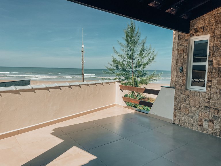 Casa pé na areia | Praia de Guaratuba, Bertioga SP