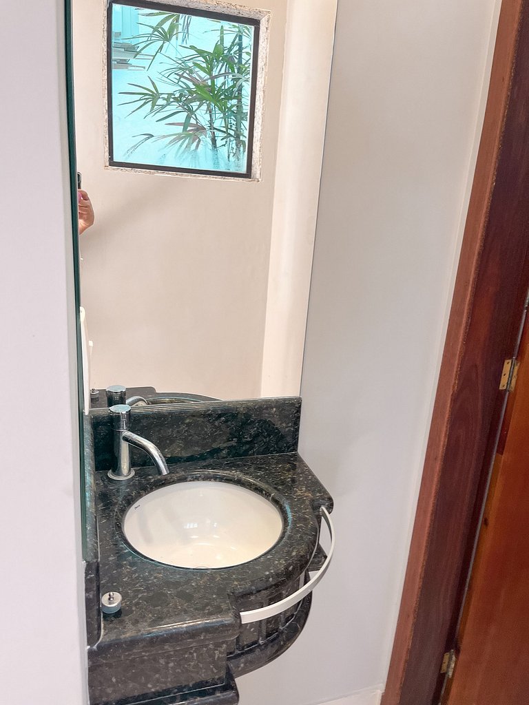 Casa 4324 – Pronta para morar ou investir: Piscina ensolarad