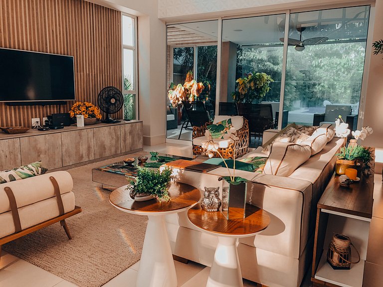 Casa 6225 - 5 suítes, piscina, sauna e translado para praia