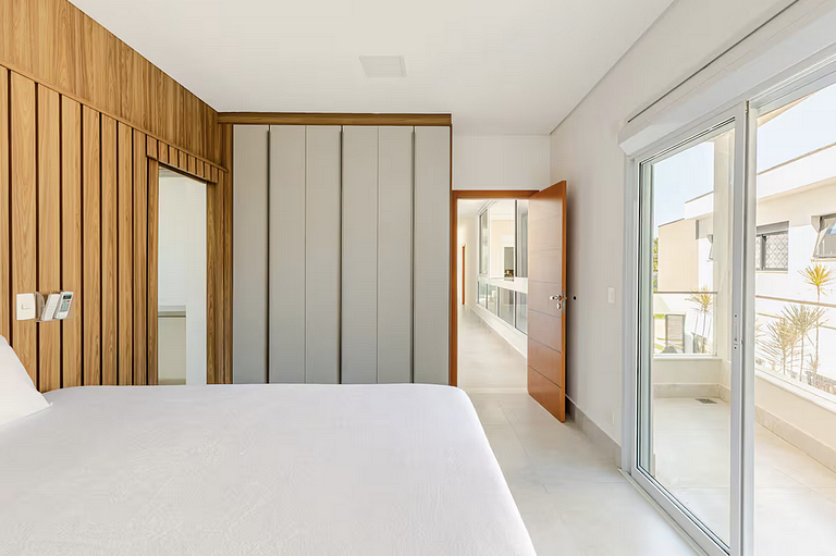 Casa 7025 - Alto padrão, 6 suítes com piscina - Mod24