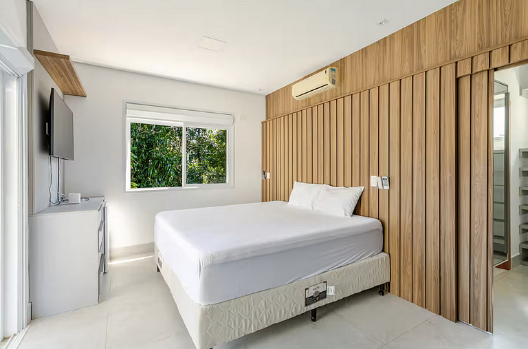 Casa 7025 - Alto padrão, 6 suítes com piscina - Mod24
