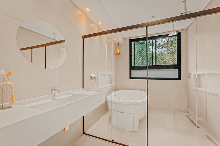 Casa 7525 - Vista para a mata com piscina - Mod24