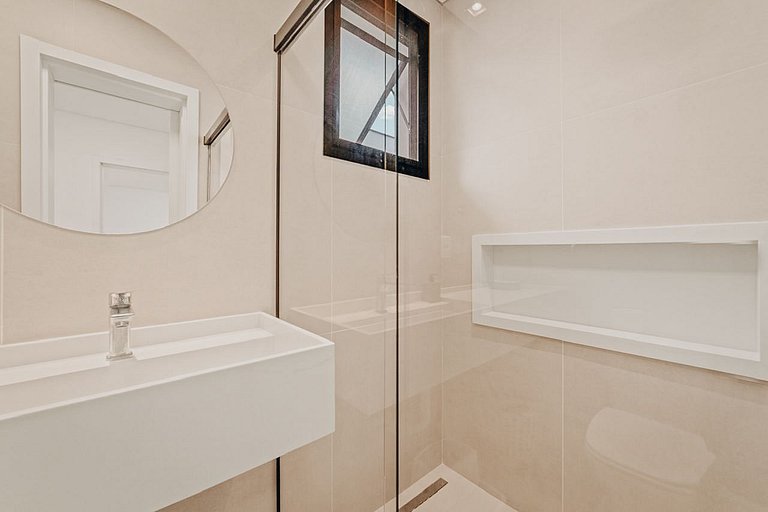 Casa 7525 - Vista para a mata com piscina - Mod24