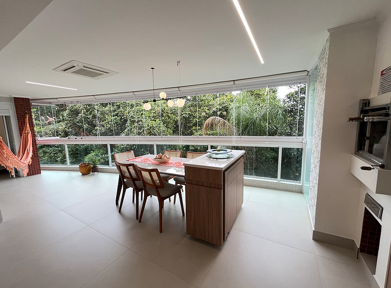 Apto 8725 - Varanda com churrasqueira e nenhum vizinho à vis