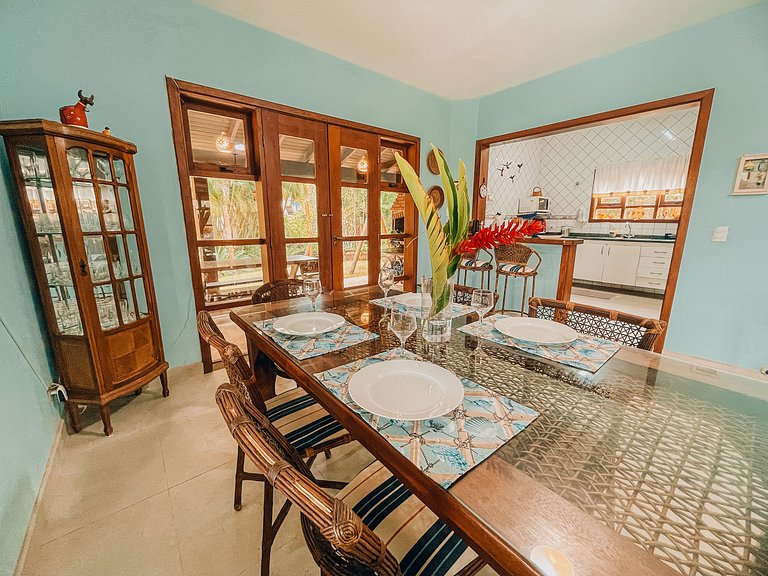 Casa 8925 - Cenário ideal entre o verde da mata e do mar.