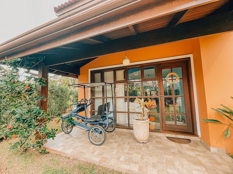 Casa 8925 - Cenário ideal entre o verde da mata e do mar.