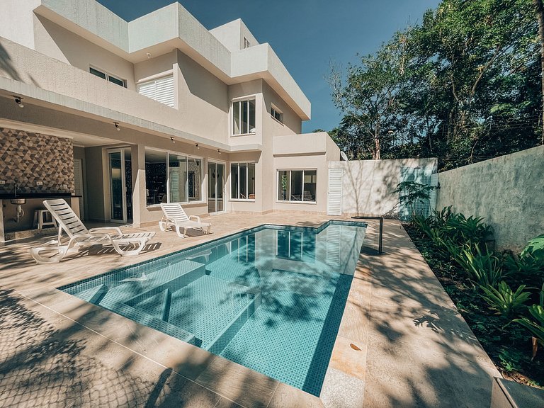 Casa 7825 - Charmosa residência lado Serra