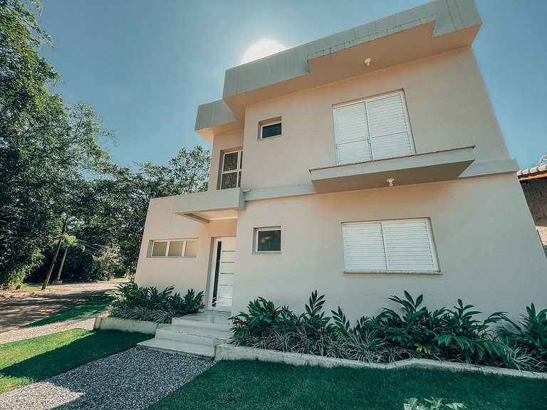 Casa 7825 - Charmosa residência lado Serra