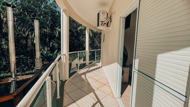 Casa 9125 - 6 suítes, 18 pessoas com Serviço de Hotel