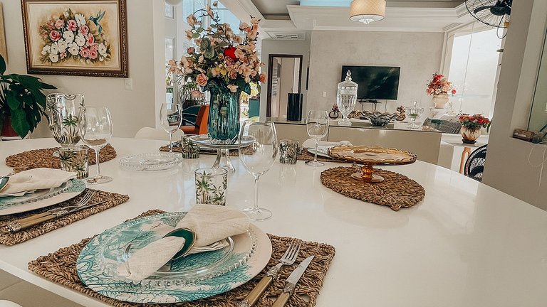 Casa 9125 - 6 suítes, 18 pessoas + Serviços