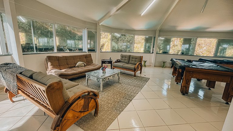 Casa 9125 - 6 suítes, 18 pessoas + Serviços