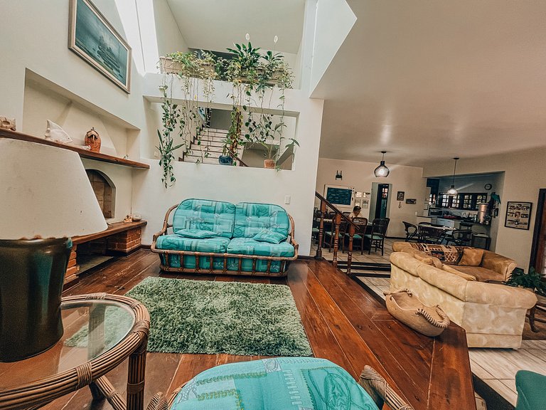 Casa 9425 - Charmosa Casa Pé na Areia recuado, 4 Suítes e vi