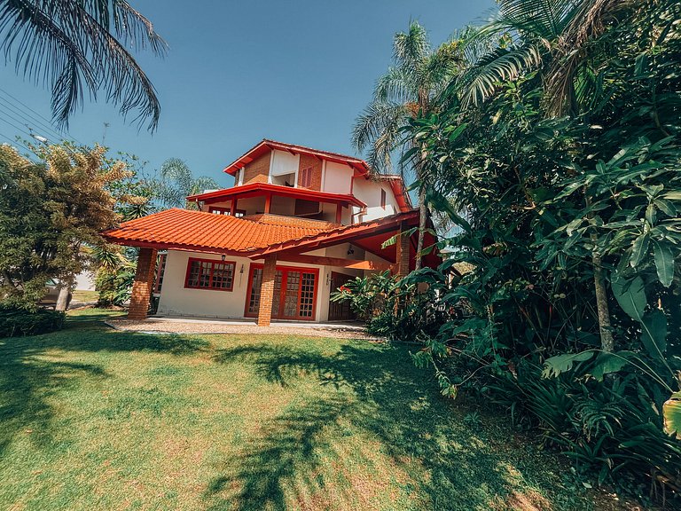 Casa 9425 - Charmosa Casa Pé na Areia recuado, 4 Suítes e vi