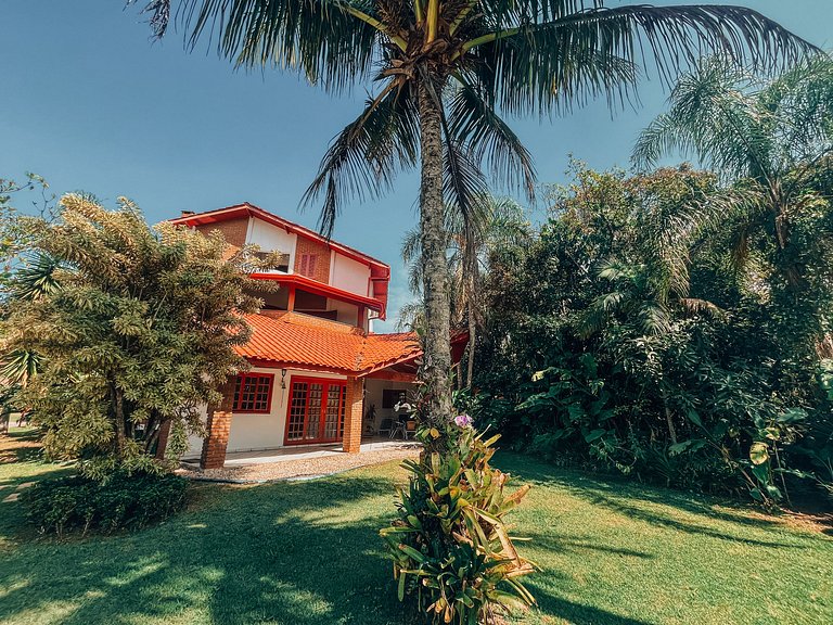 Casa 9425 - Charmosa Casa Pé na Areia recuado, 4 Suítes e vi