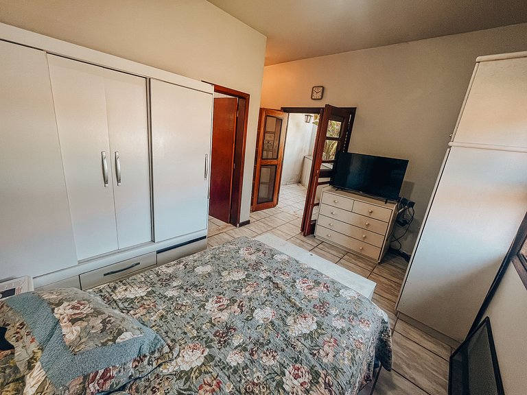 Casa 9425 - Charmosa Casa Pé na Areia recuado, 4 Suítes e vi