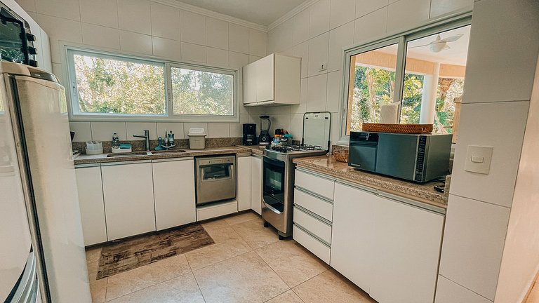 Casa 9025 - Condomínio fechado + praia vazia + piscina: a co