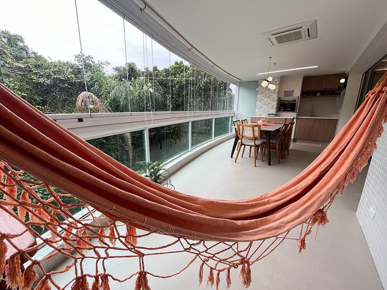 Apto 8725 - Varanda com churrasqueira e nenhum vizinho à vis