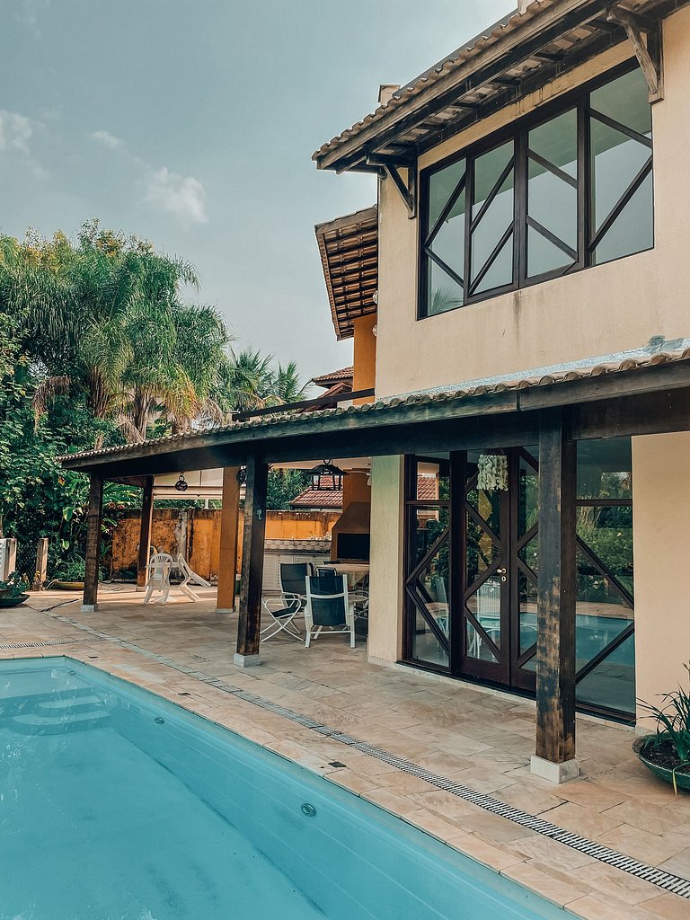 Casa 3624 - Pé na Areia Recuada, Charme, Espaço e Potencial