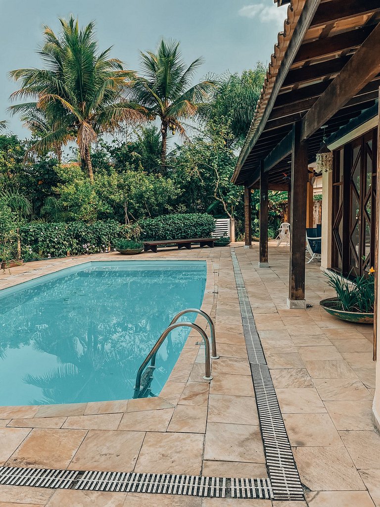 Casa 3624 - Pé na Areia Recuada, Charme, Espaço e Potencial