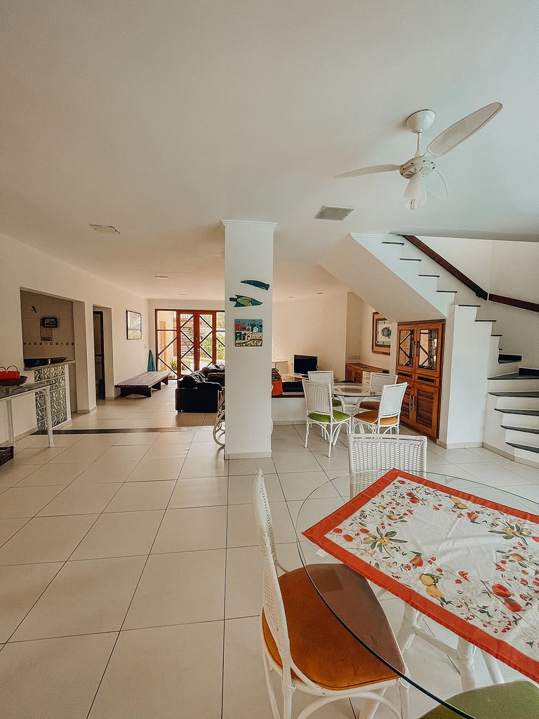 Casa 3624 - Pé na Areia Recuada, Charme, Espaço e Potencial