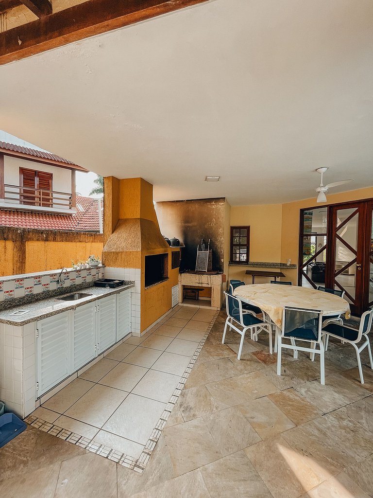Casa 3624 - Pé na Areia Recuada, Charme, Espaço e Potencial