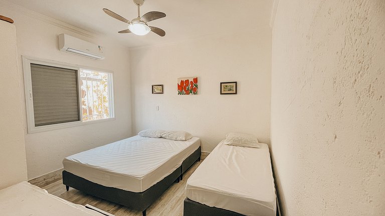 Casa 9325 - Com alma de fazenda e a poucos passos do mar