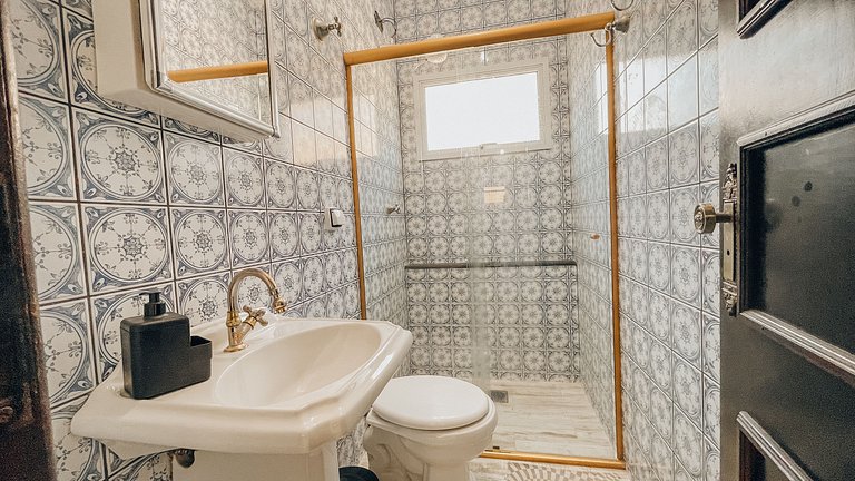 Casa 9325 - Com alma de fazenda e a poucos passos do mar