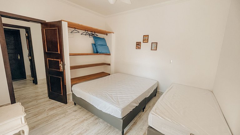 Casa 9325 - Com alma de fazenda e a poucos passos do mar