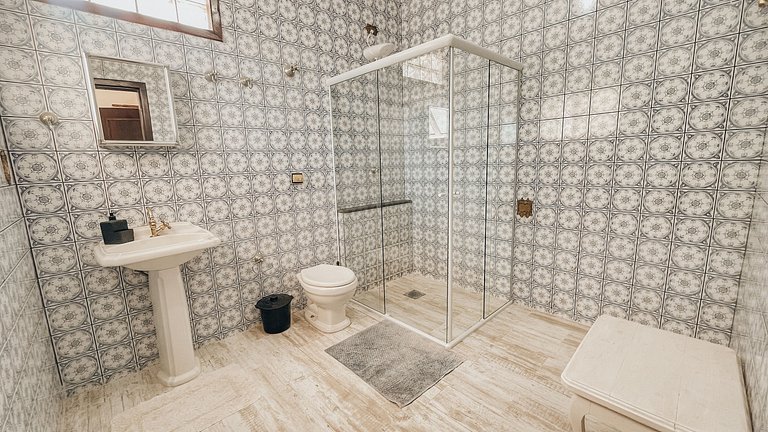 Casa 9325 - Com alma de fazenda e a poucos passos do mar