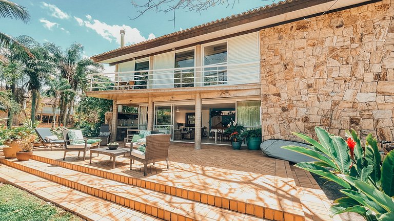 Casa 9524 - Pé na Areia e Vista para o Mar – Condomínio Pont