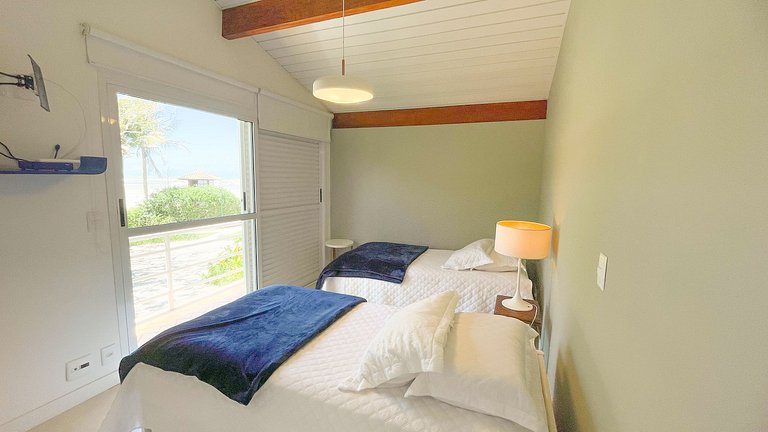 Casa 9524 - Pé na Areia e Vista para o Mar – Condomínio Pont