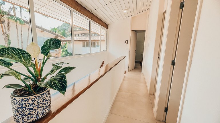 Casa 9524 - Pé na Areia e Vista para o Mar – Condomínio Pont