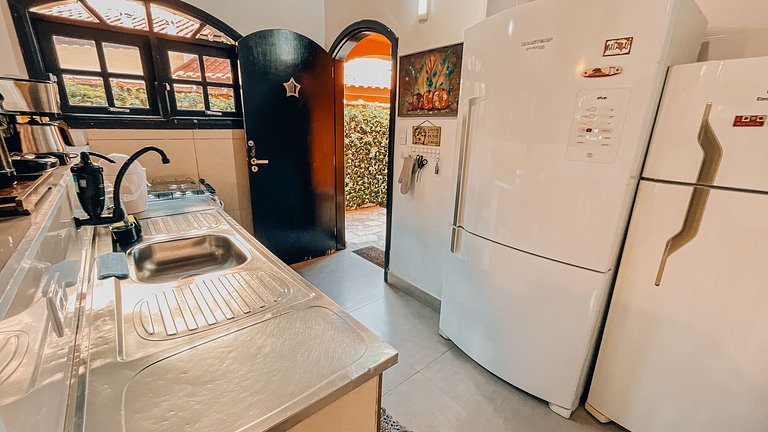 Casa 9926 - Sobrado de esquina com 4 suítes, piscina climati