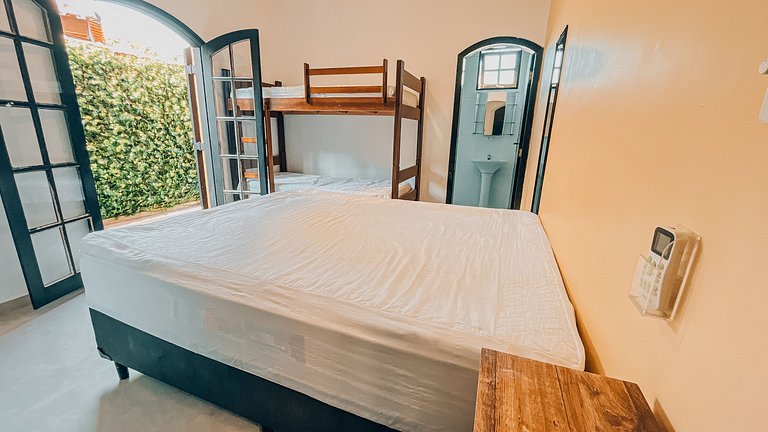 Casa 9926 - Sobrado de esquina com 4 suítes, piscina climati