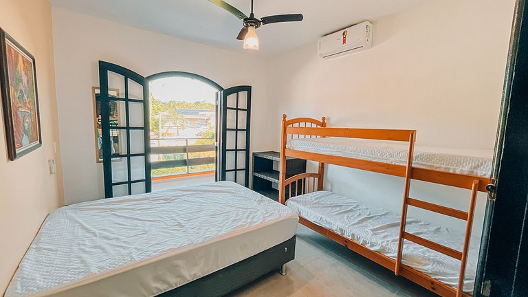 Casa 9926 - Sobrado de esquina com 4 suítes, piscina climati