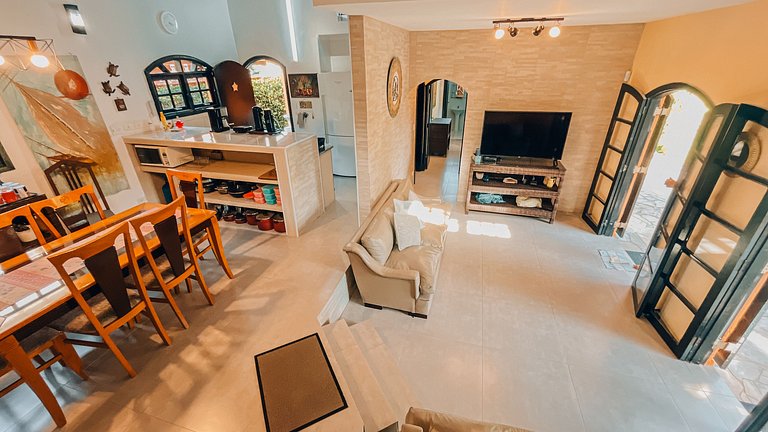 Casa 9926 - Sobrado de esquina com 4 suítes, piscina climati